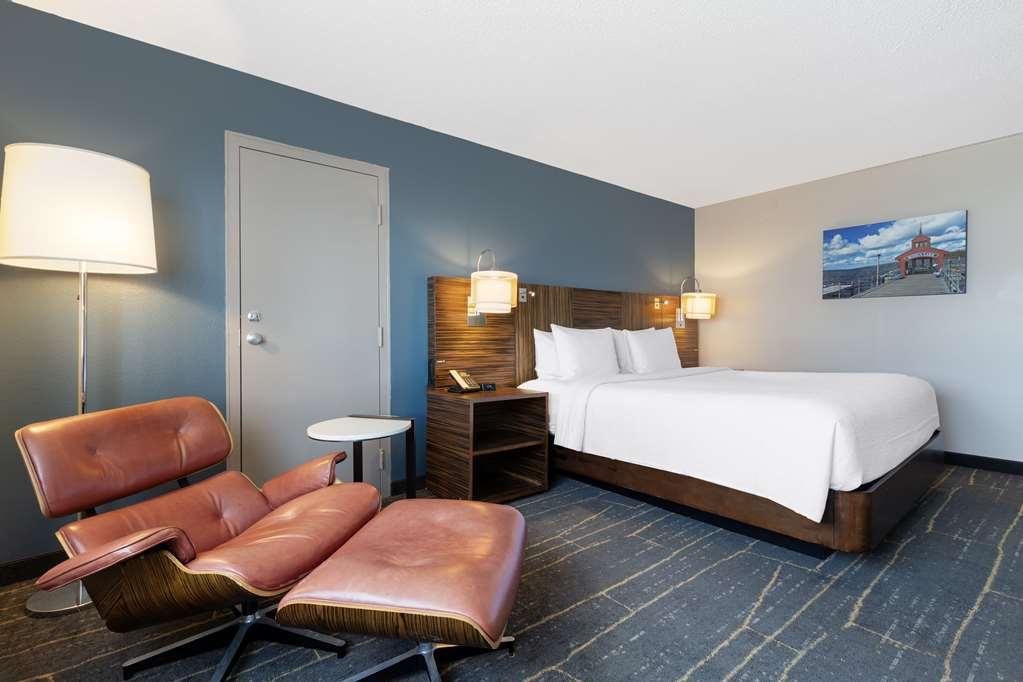 The Lux Hotel & Conference Center, Ascend Hotel Collection Waterloo Habitación foto