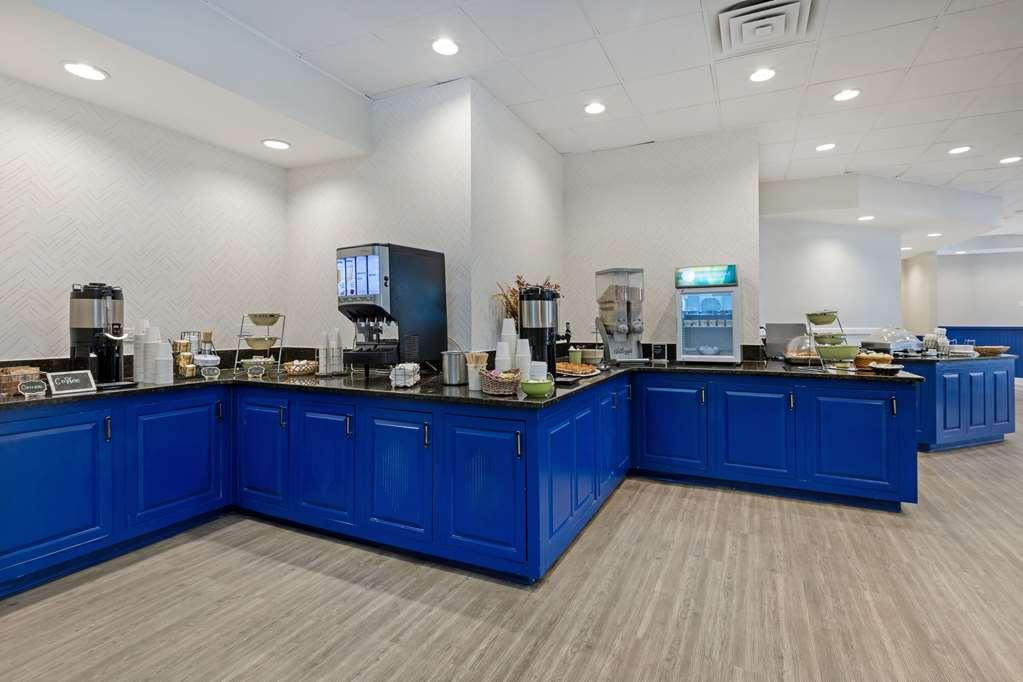 The Lux Hotel & Conference Center, Ascend Hotel Collection Waterloo Restaurante foto