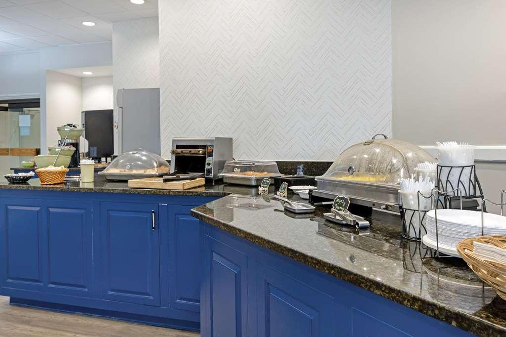 The Lux Hotel & Conference Center, Ascend Hotel Collection Waterloo Restaurante foto