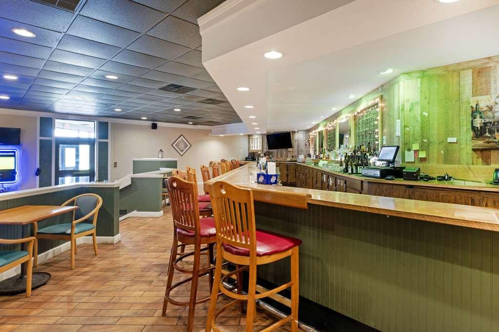 The Lux Hotel & Conference Center, Ascend Hotel Collection Waterloo Restaurante foto