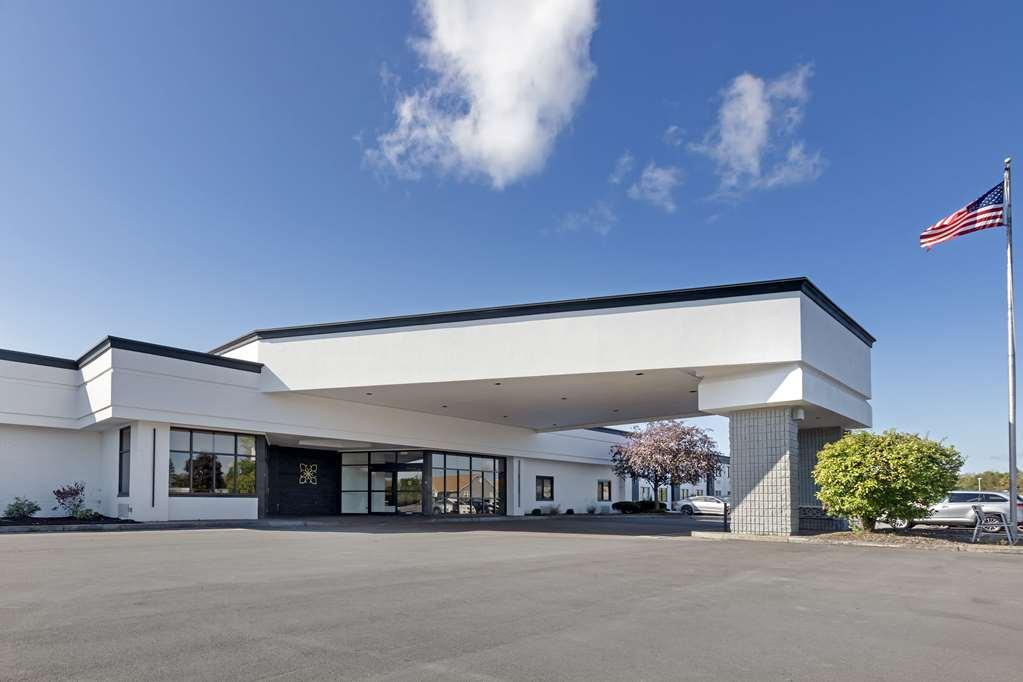 The Lux Hotel & Conference Center, Ascend Hotel Collection Waterloo Exterior foto