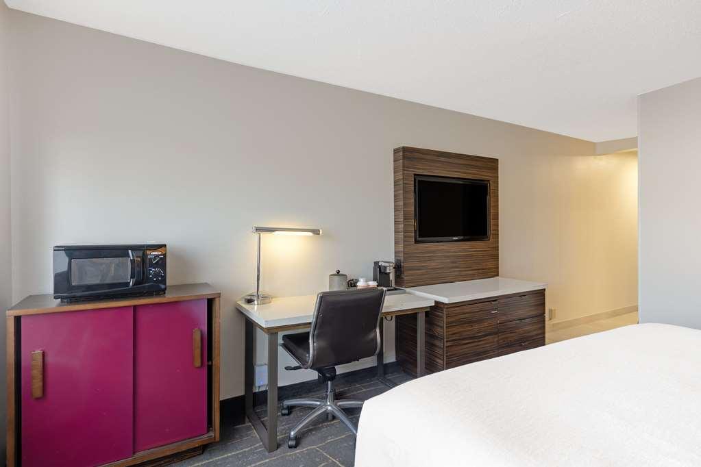The Lux Hotel & Conference Center, Ascend Hotel Collection Waterloo Habitación foto