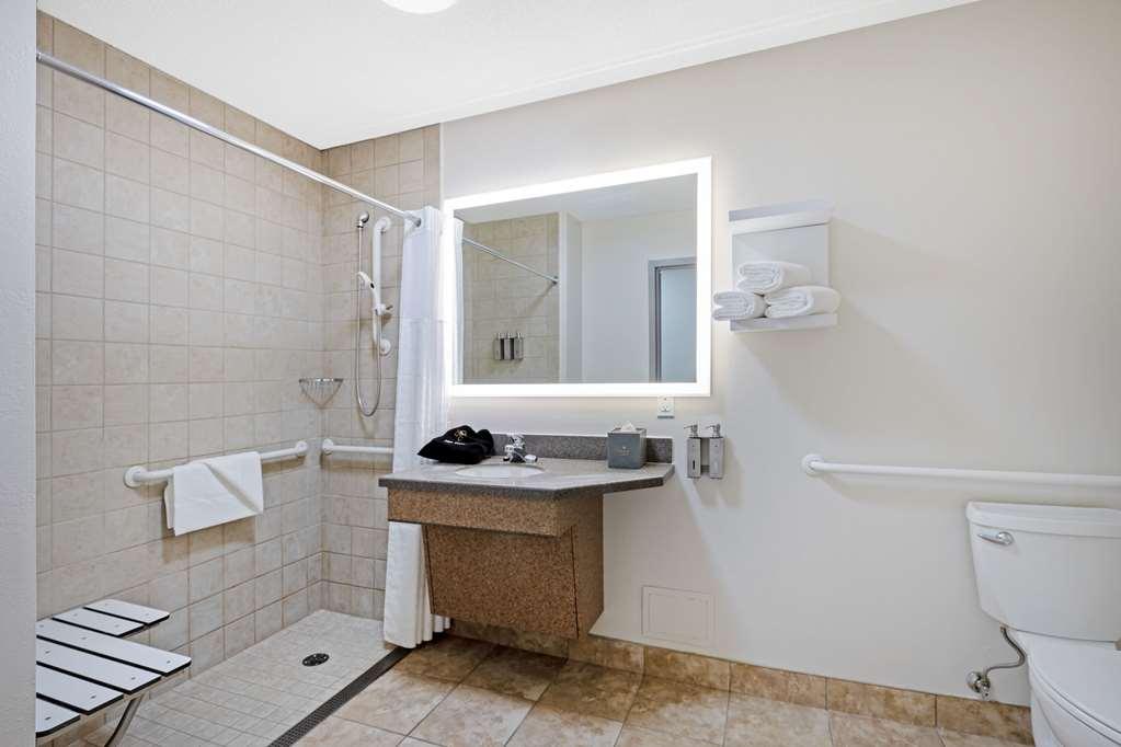 The Lux Hotel & Conference Center, Ascend Hotel Collection Waterloo Habitación foto