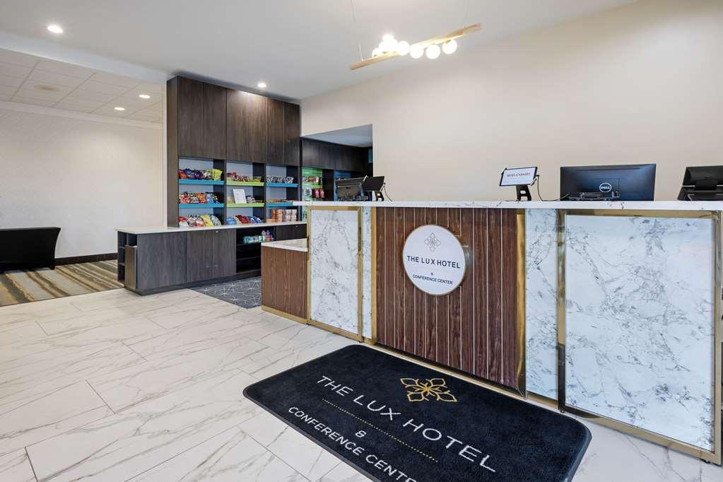 The Lux Hotel & Conference Center, Ascend Hotel Collection Waterloo Interior foto